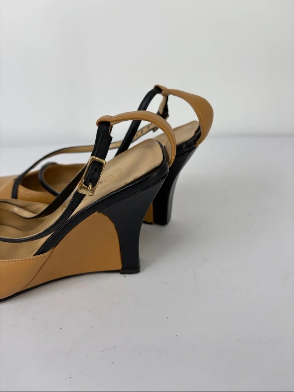 Coup DEtat refined tan